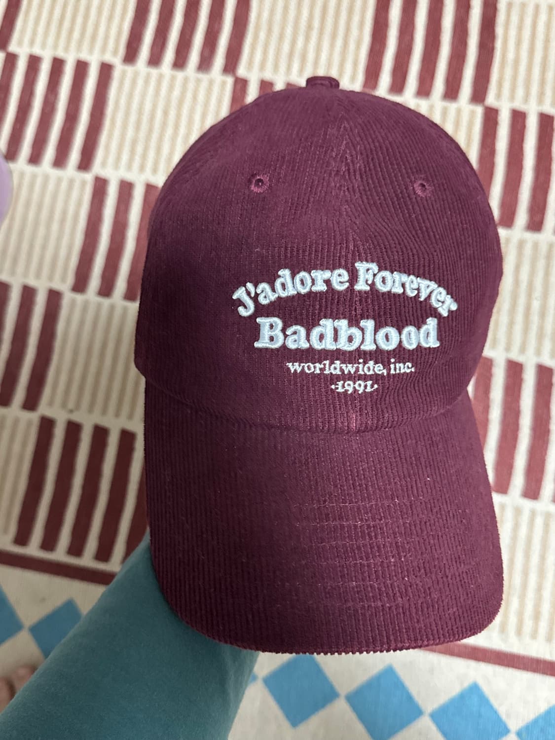 배드블러드 j’adore forever 버건디 골덴 볼캡 상품이미지1