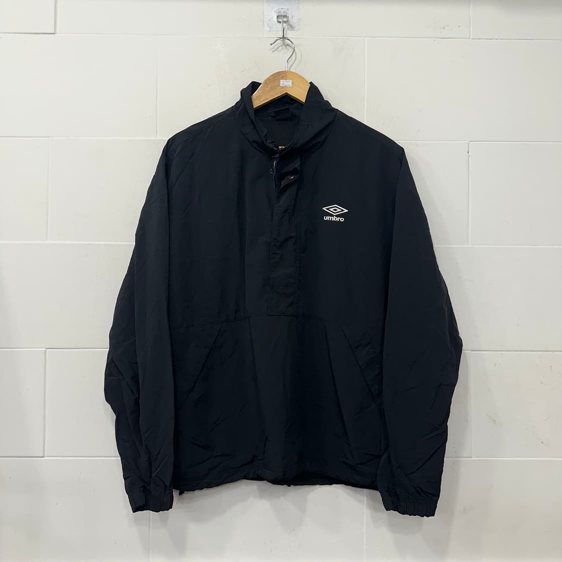 엄브로 반집업 바람막이 상품이미지1