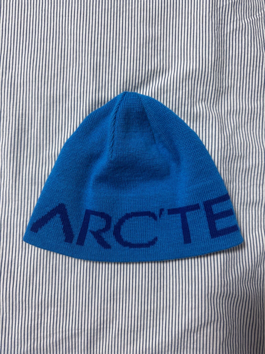 아크테릭스 워드 헤드 토크 비니 스카이 블루 상품이미지1