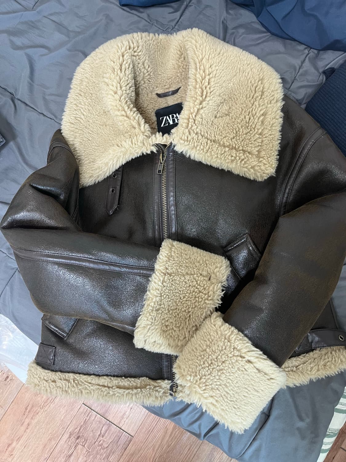 자라 무스탕 상품이미지2