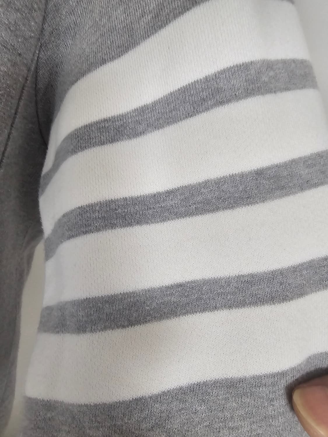 톰브라운 사선완장 맨투맨 조거팬츠 세트(3/30~/백화점정품 상품이미지2