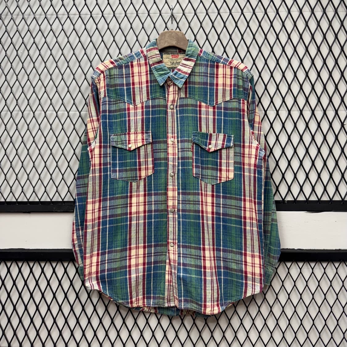 90s 리바이스 헤리티지 웨스턴셔츠 체크 패턴 디테일 레드 그린 상품이미지1