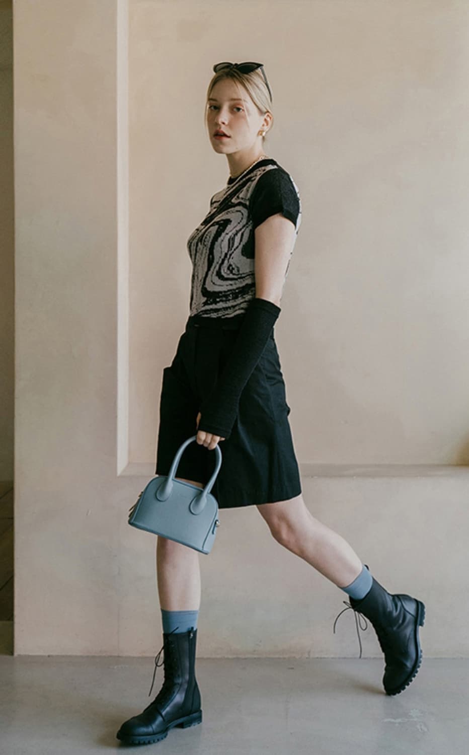 돈키 래빗백 미니 핸드 크로스백 민트 상품이미지5