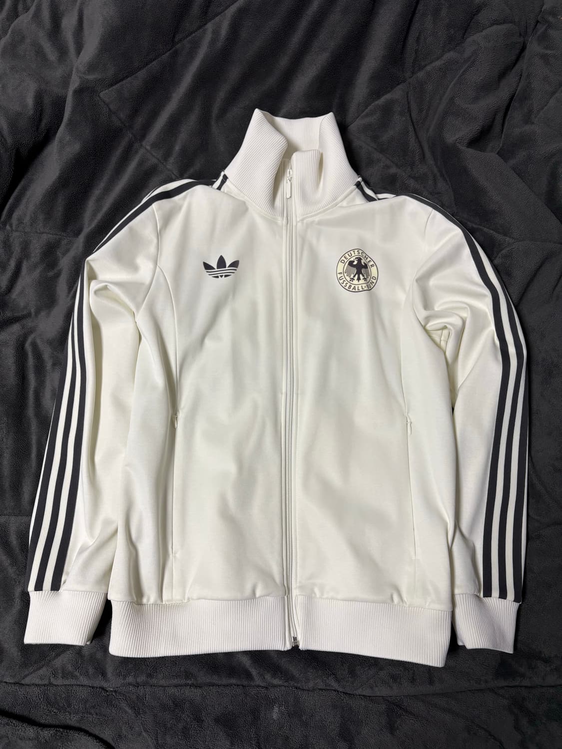 IU2100 아디다스 독일 베켄바우어 져지 오프화이트 상품이미지2