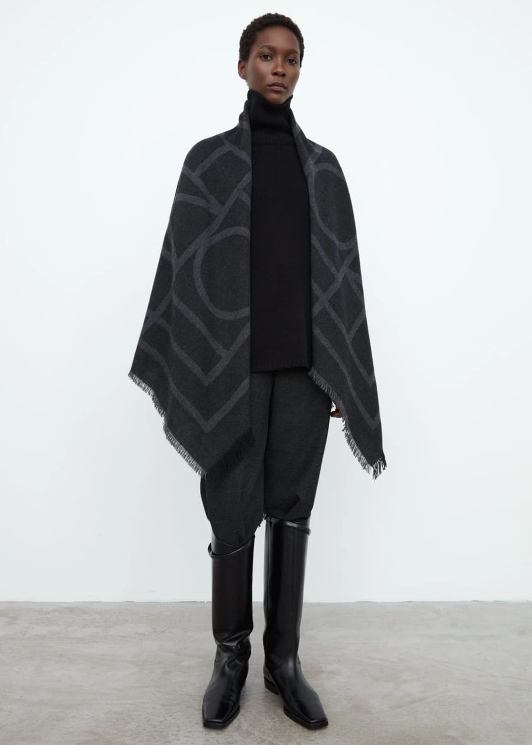 토템 모노그램 울 캐시미어 스카프 다크 그레이 상품이미지6