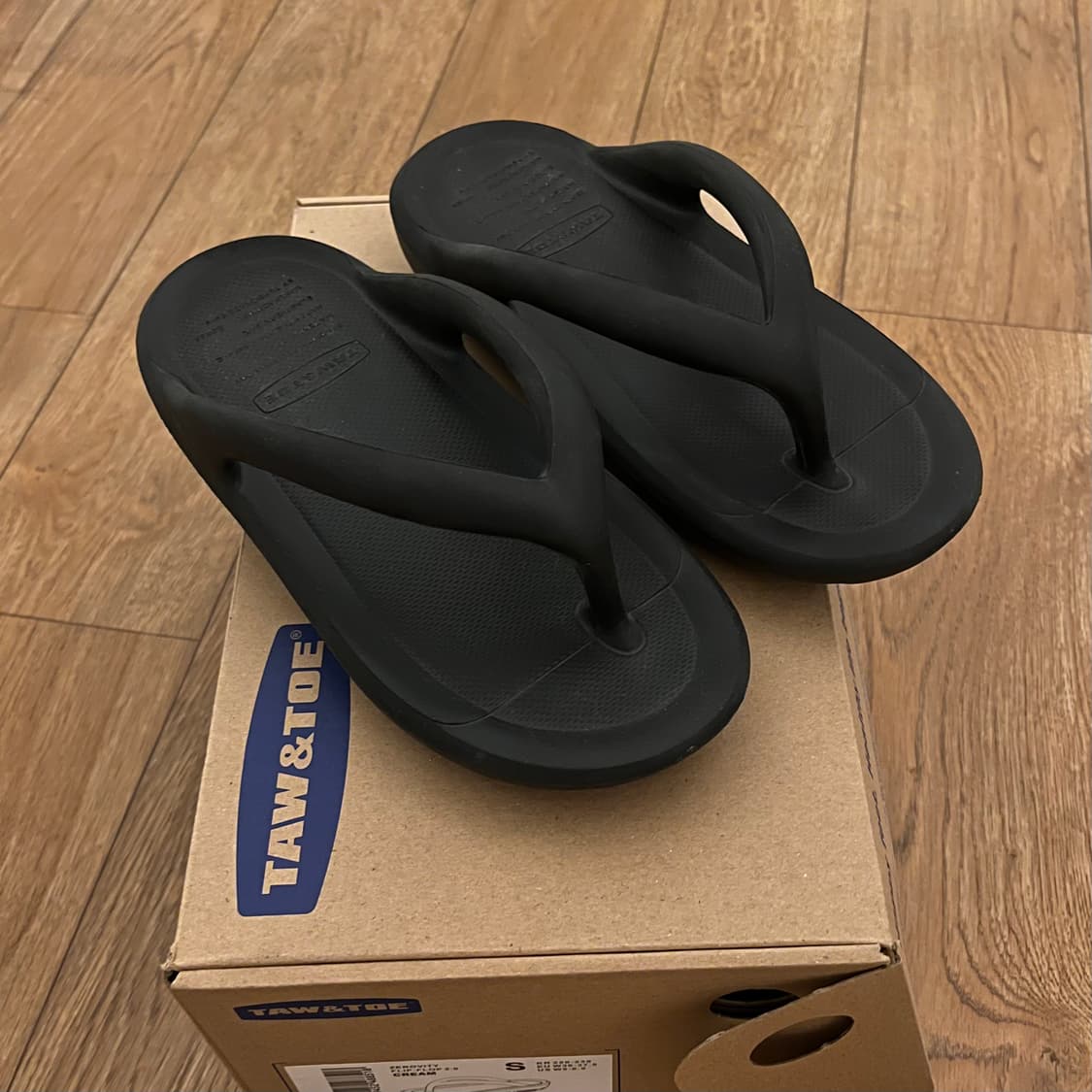 *해외출국으로 판매중단예정* 토앤토 플립플랍 240 상품이미지1