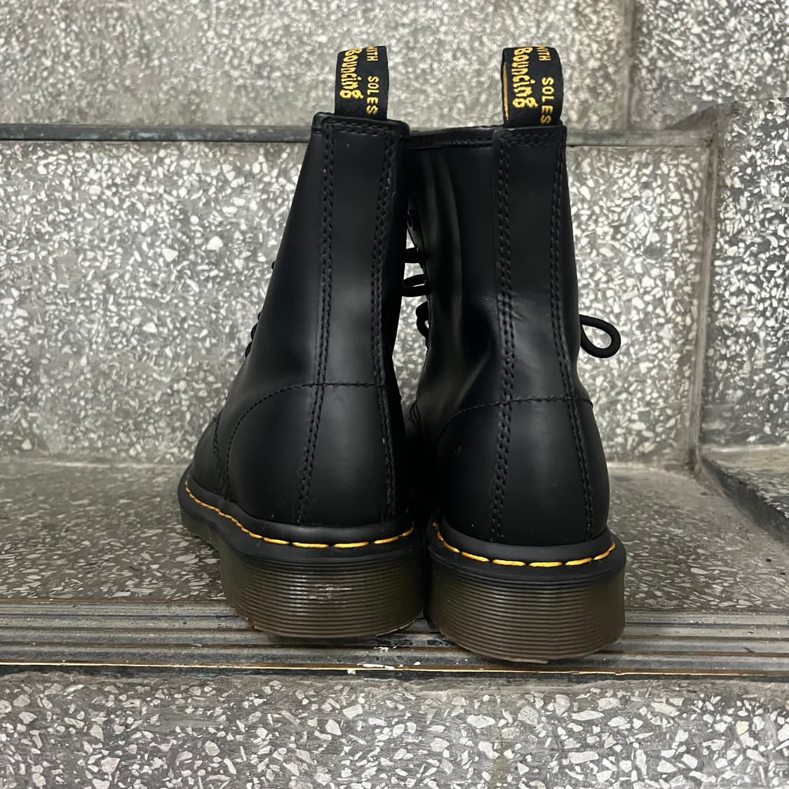 닥터마틴 1460 스무스 블랙 부츠 상품이미지3