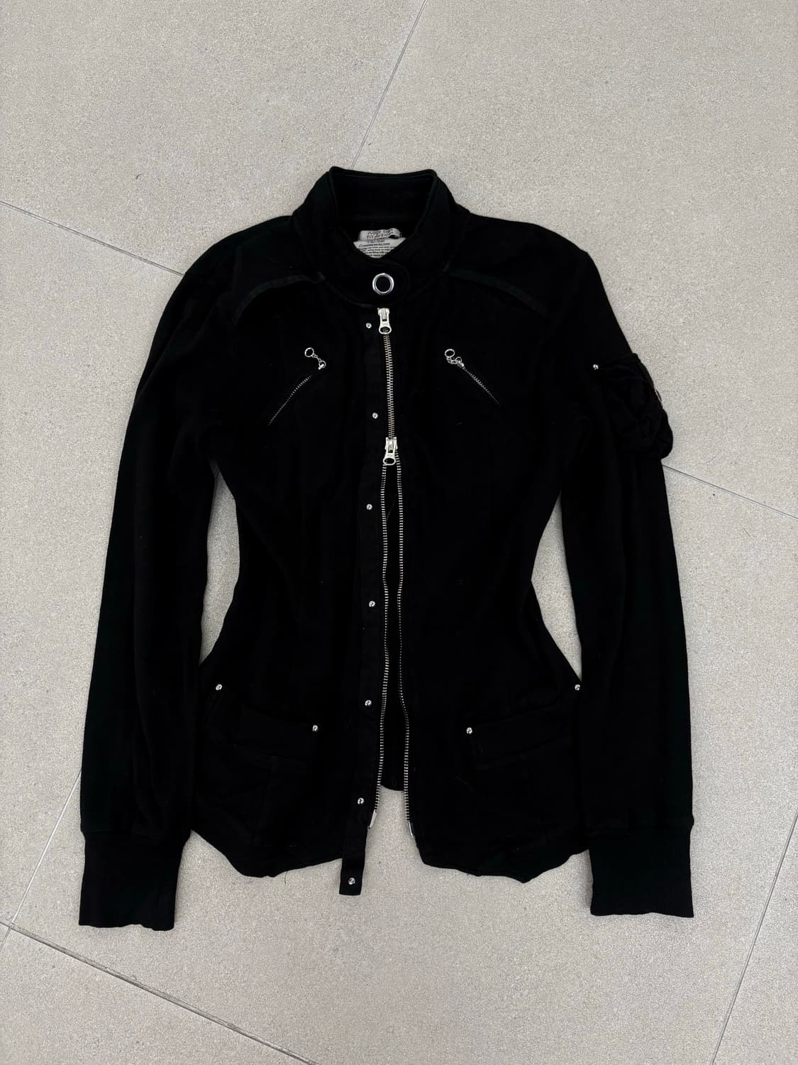 블랙 투웨이 카고 집업 상품이미지1