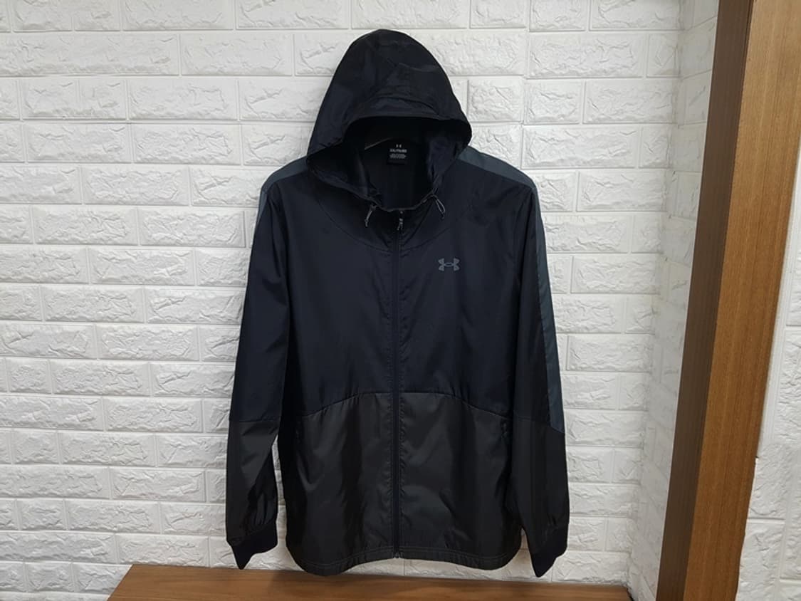 언더아머 바람막이 점퍼 남성105 XL 상품이미지1
