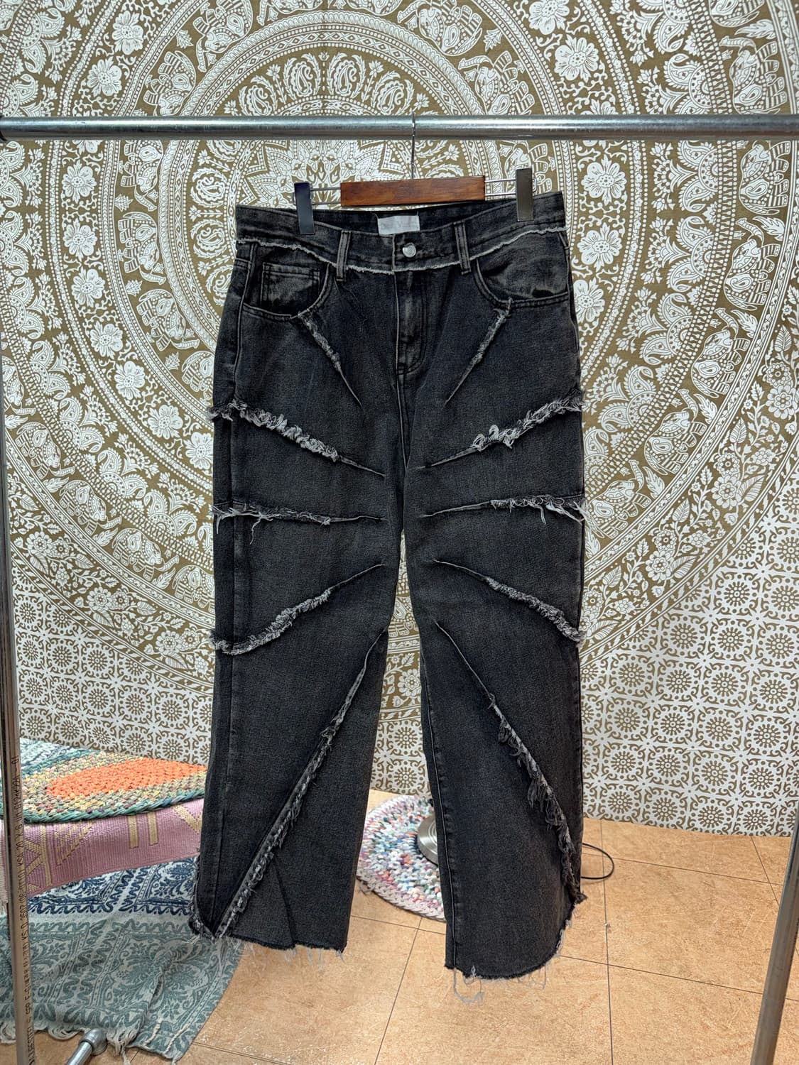 빈티지 절개 디테일 흑청데님팬츠  상품이미지3