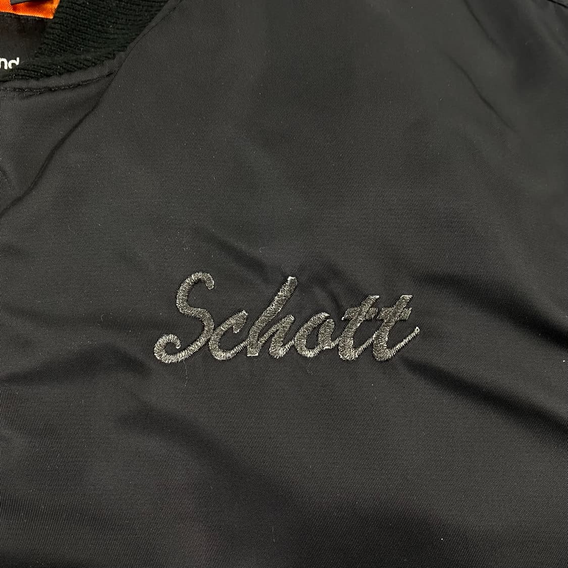 앤더슨벨 X 쇼트 풀 자수 Ma-1 항공 봄버 점퍼 (95) 상품이미지3