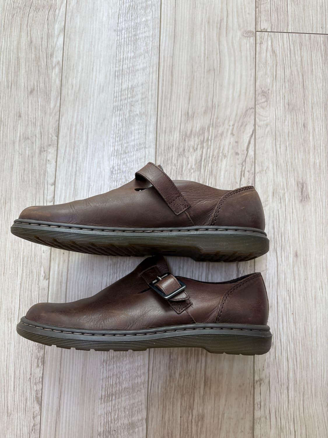 닥터마틴 패트리샤 브라운 250 상품이미지2