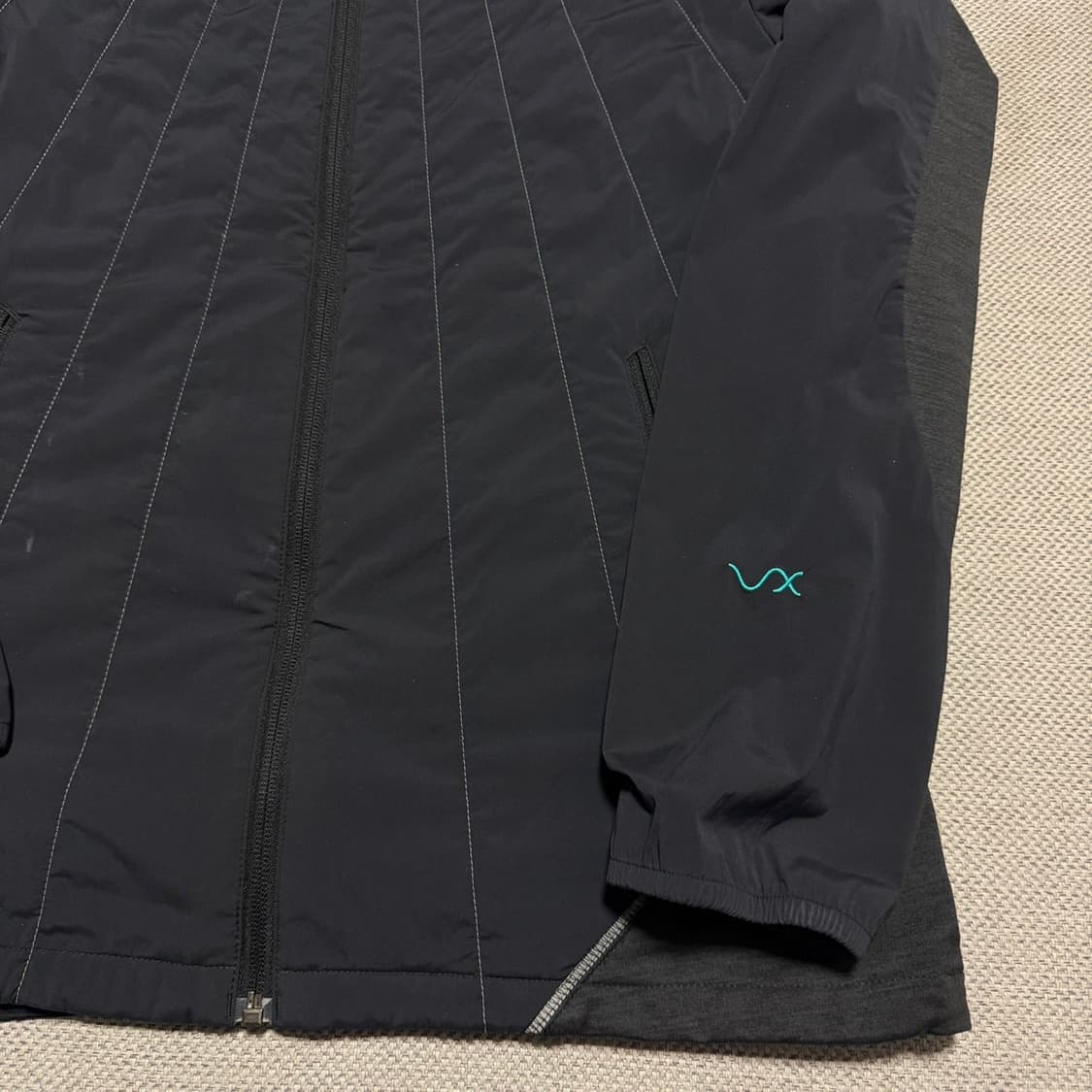 노스페이스 VX 라이트 방풍 자켓 상품이미지2