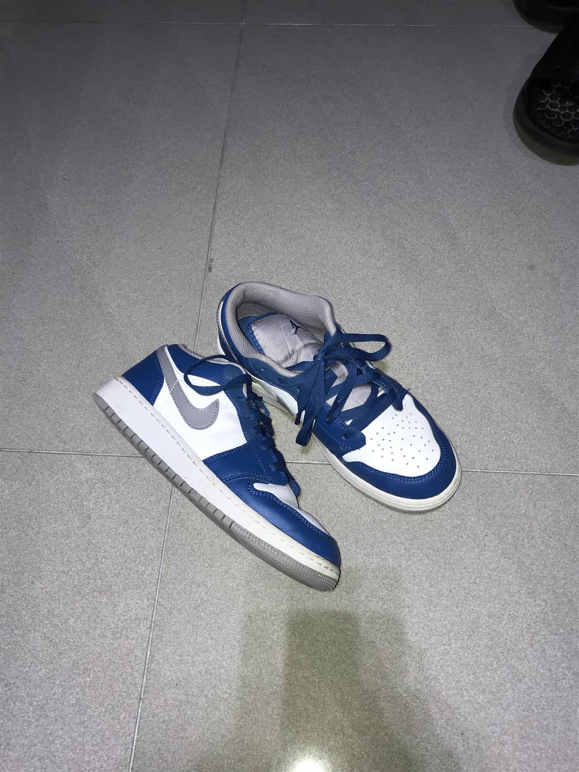 뉴욕매장구매!나이키 에어 조던 1 로우 파 235mm 상품이미지1