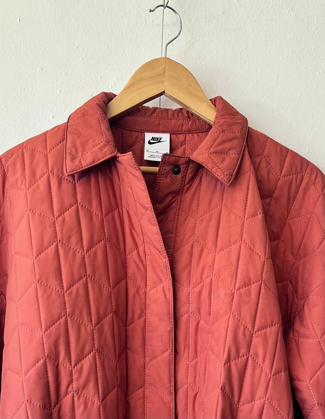 나이키 여성 에센셜퀄팅우븐재킷 M사이즈 상품이미지1