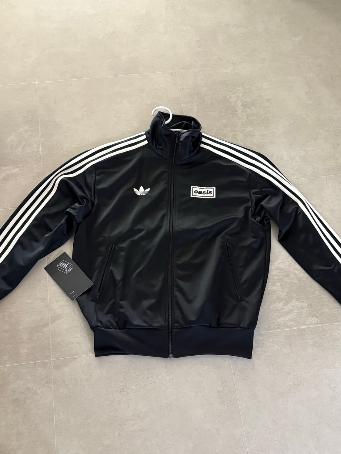 (교환)오아시스 아디다스 트랙탑 kr s-> kr m or us s 상품이미지1