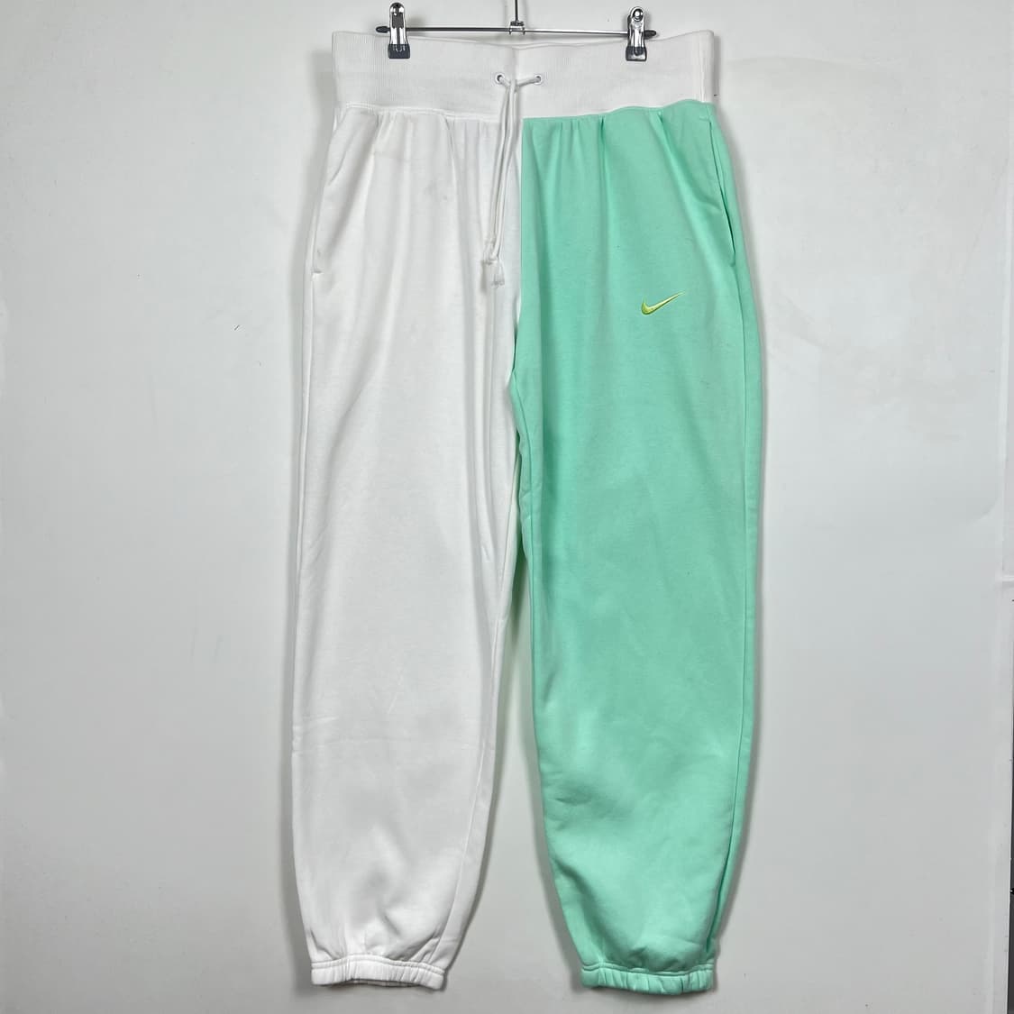 NIKE 나이키 민트 바닐라 츄리닝 조거 팬츠 상품이미지1
