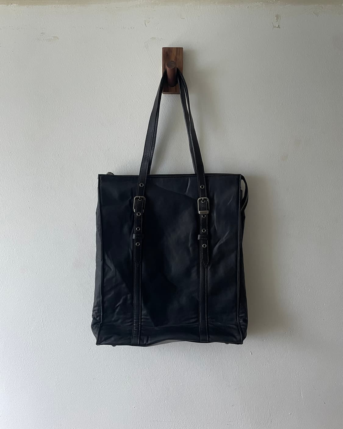 장폴고티에 레더 토트백 상품이미지1