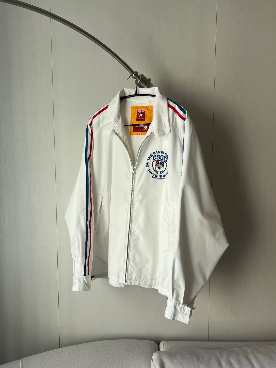 캡틴 산타 화이트 코치자켓 상품이미지2
