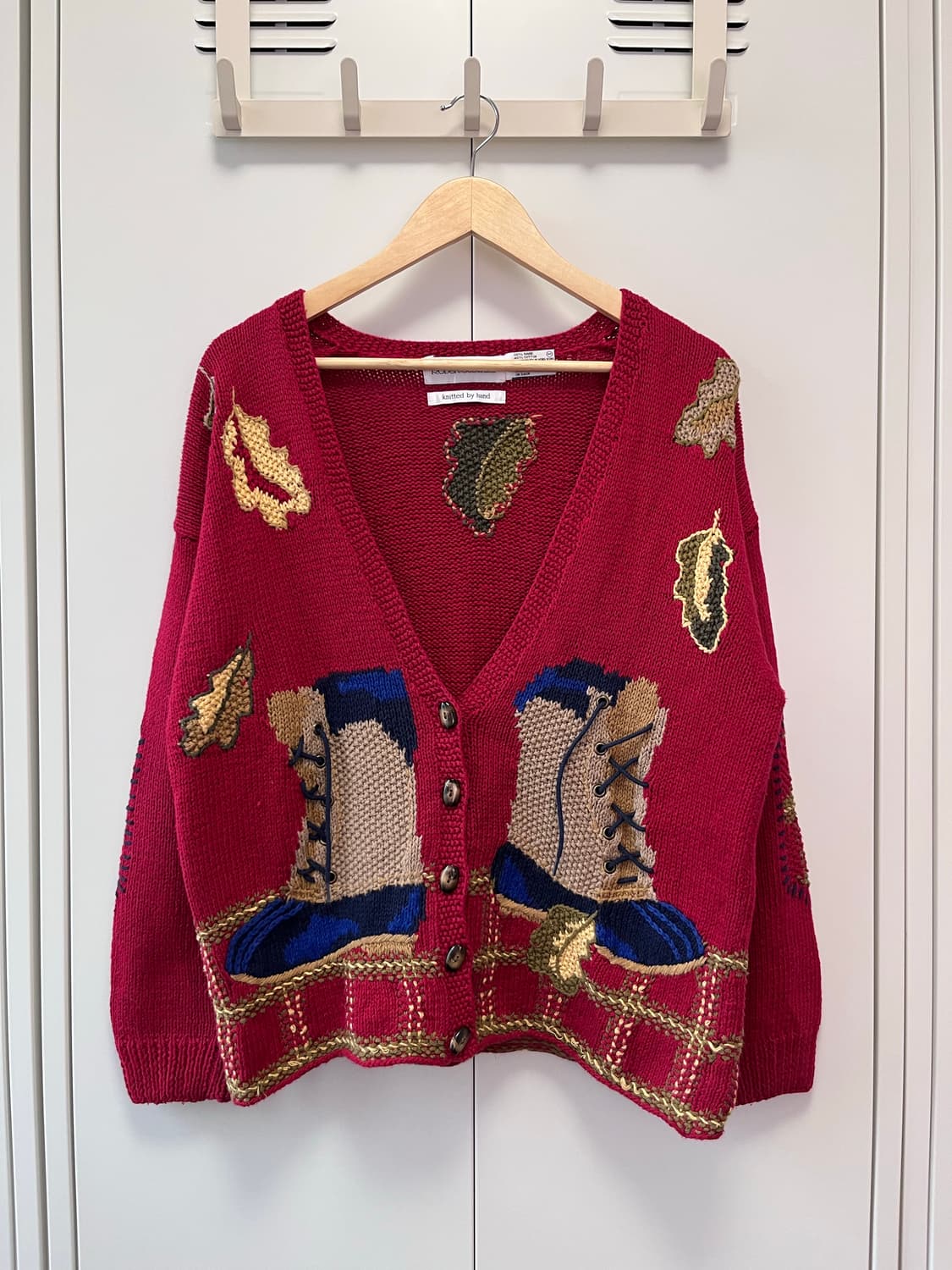 (Rare) Robert scottlid 핸드메이드 자수 니트 가디건 상품이미지1