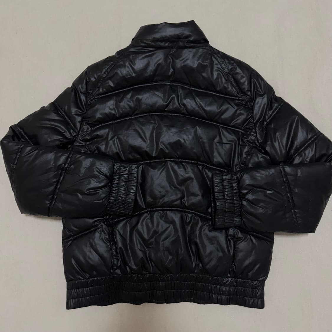 블랙 유광 글로시 패딩 상품이미지5