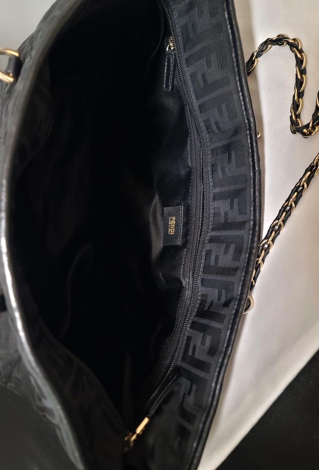 정품 펜디 가방,토트백,(디올샤넬보테가루이비통구찌셀린느생로랑발렌시아가) 상품이미지6