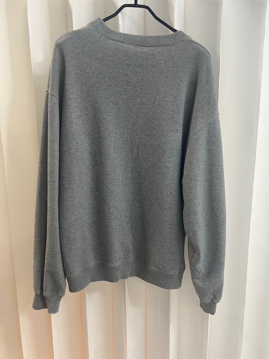 발렌시아가 맨투맨 그레이 색상 L 사이즈 상품이미지5