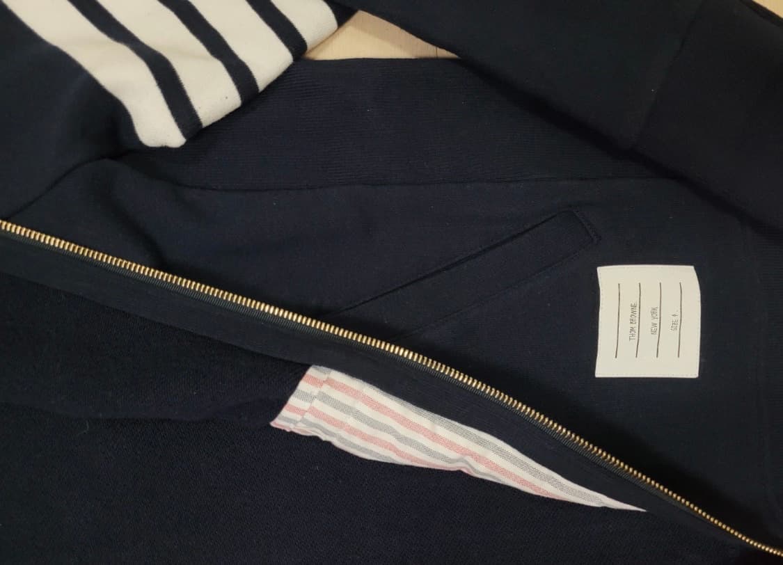 [급] 톰브라운 후드집업 4size 상품이미지8