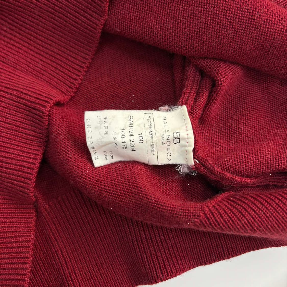 [100] 발렌시아가 레드 홀인원 스퀘어 크루넥 니트 스웨터 상품이미지3