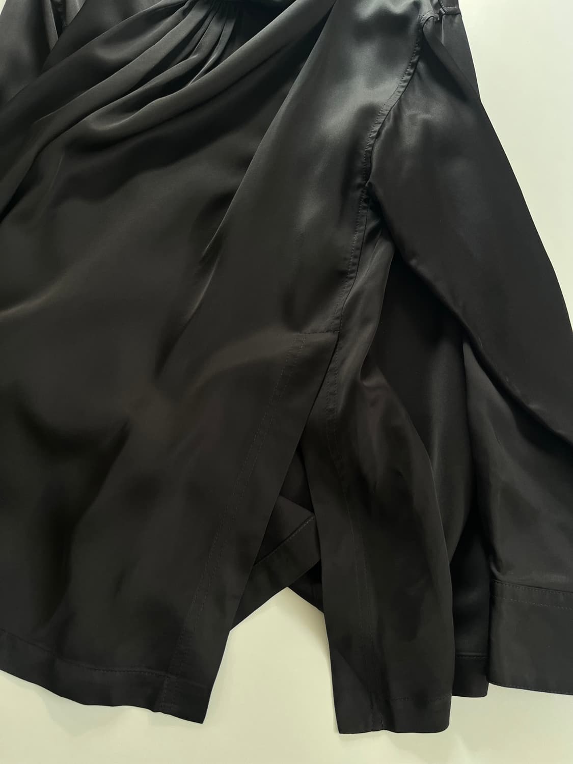 black drape blouse 상품이미지9