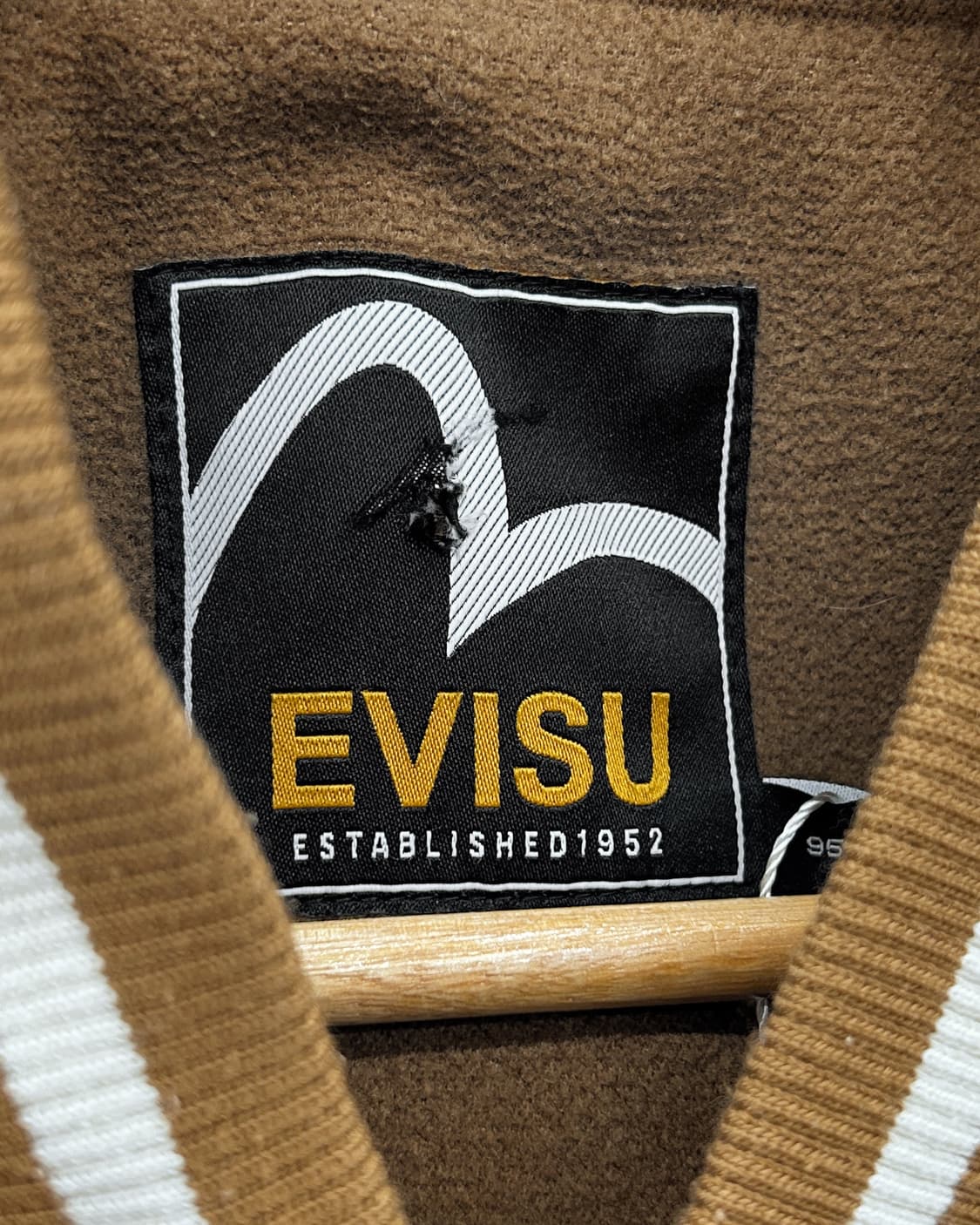 에비수 엠브로이드 울 바시티 자켓 상품이미지5