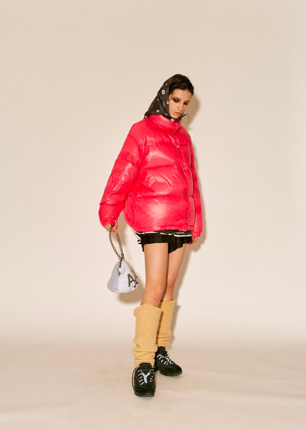 ecru 스탠드얼론 폴더블 구스패딩 상품이미지2