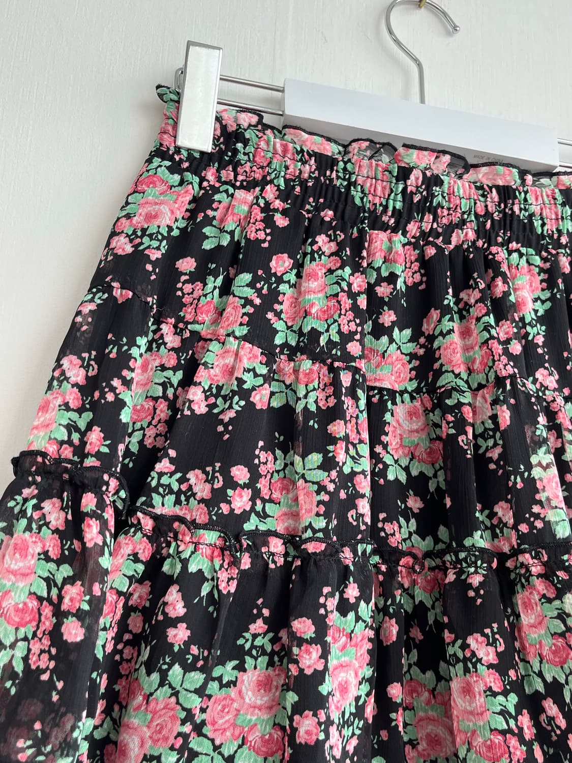 *SALE) 블랙 로즈 플라워 프릴 스커트 상품이미지2