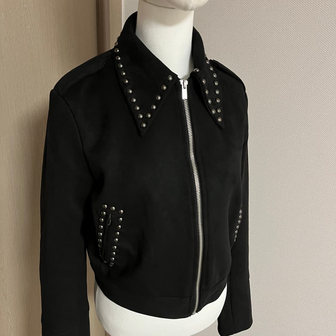 Mango 스웨이드 스터드 자켓 ⭐️ 상품이미지2