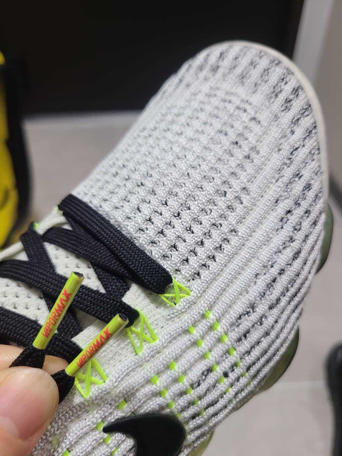 나이키 베이퍼맥스 플라이니트 형광 #네온 275 상품이미지4