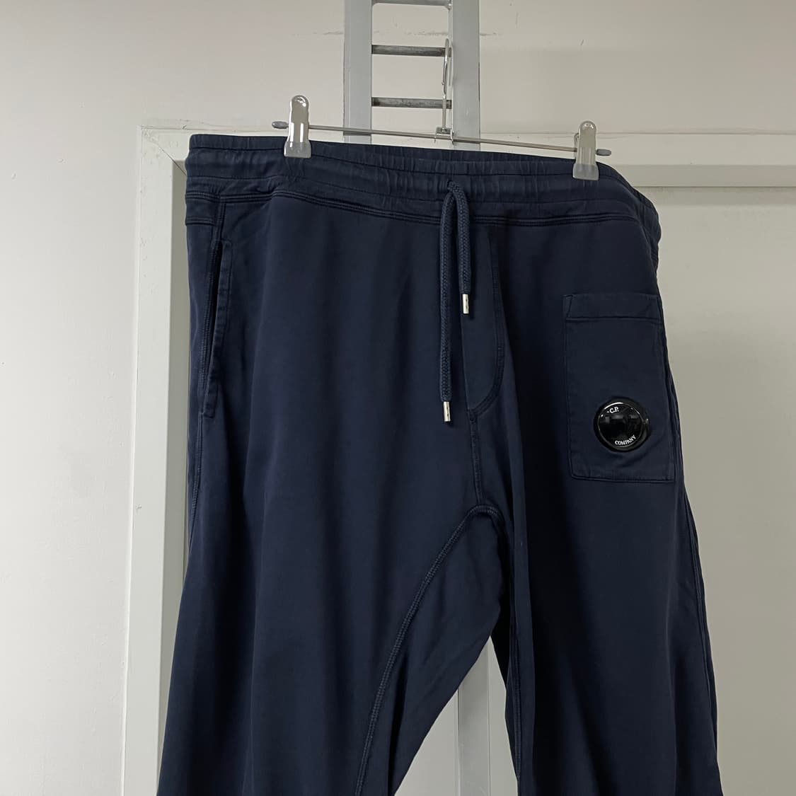 CP 컴퍼니 렌즈 트레이닝 팬츠 XL 상품이미지2