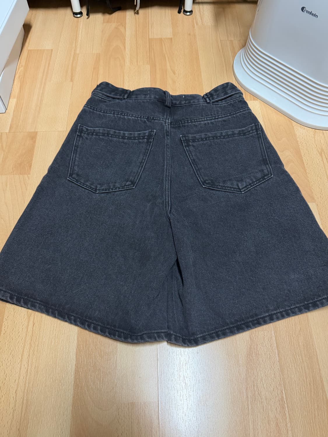 KIMHĒKIM 김해김 투포켓 반바지 블랙(여성) 상품이미지2