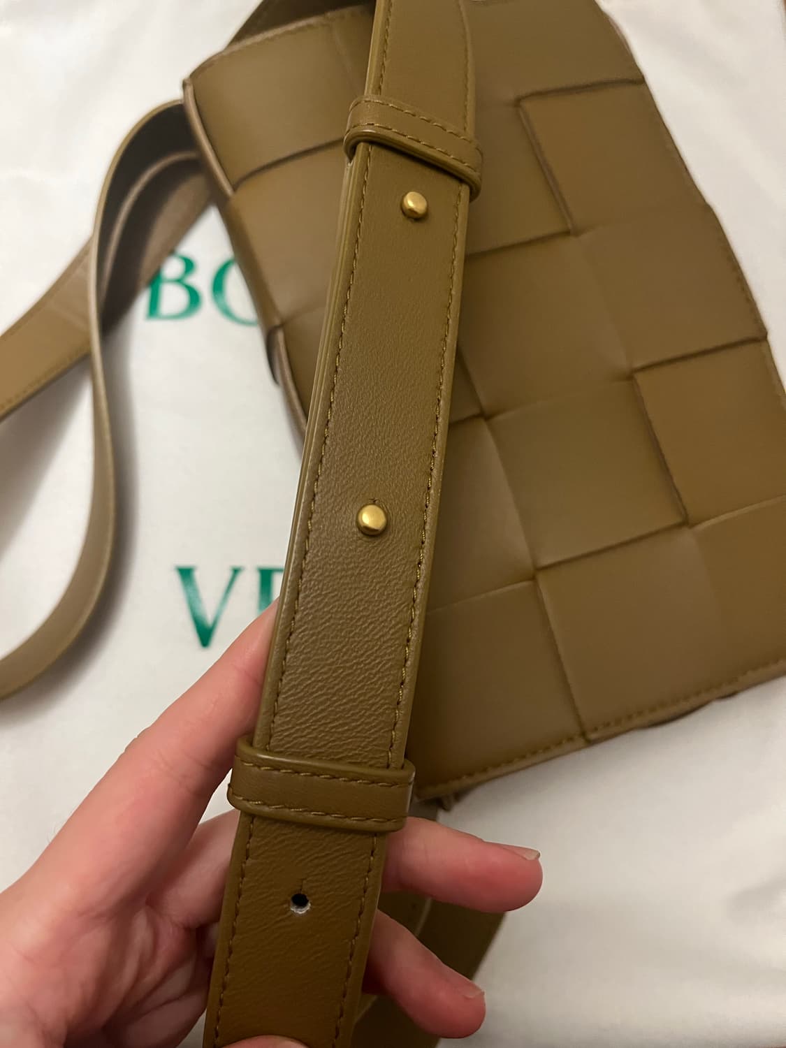 보테가베네타 카세트백 올리브 상품이미지6