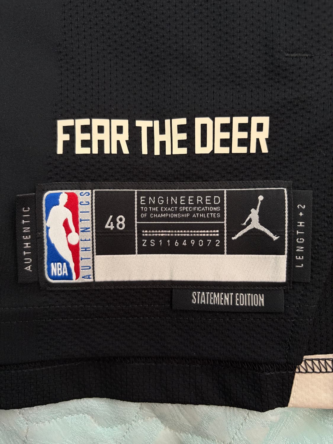 정품 NBA 밀워키 벅스 야니스 아데토쿤보 어센틱 스윙맨 져지 유니폼 L 상품이미지9