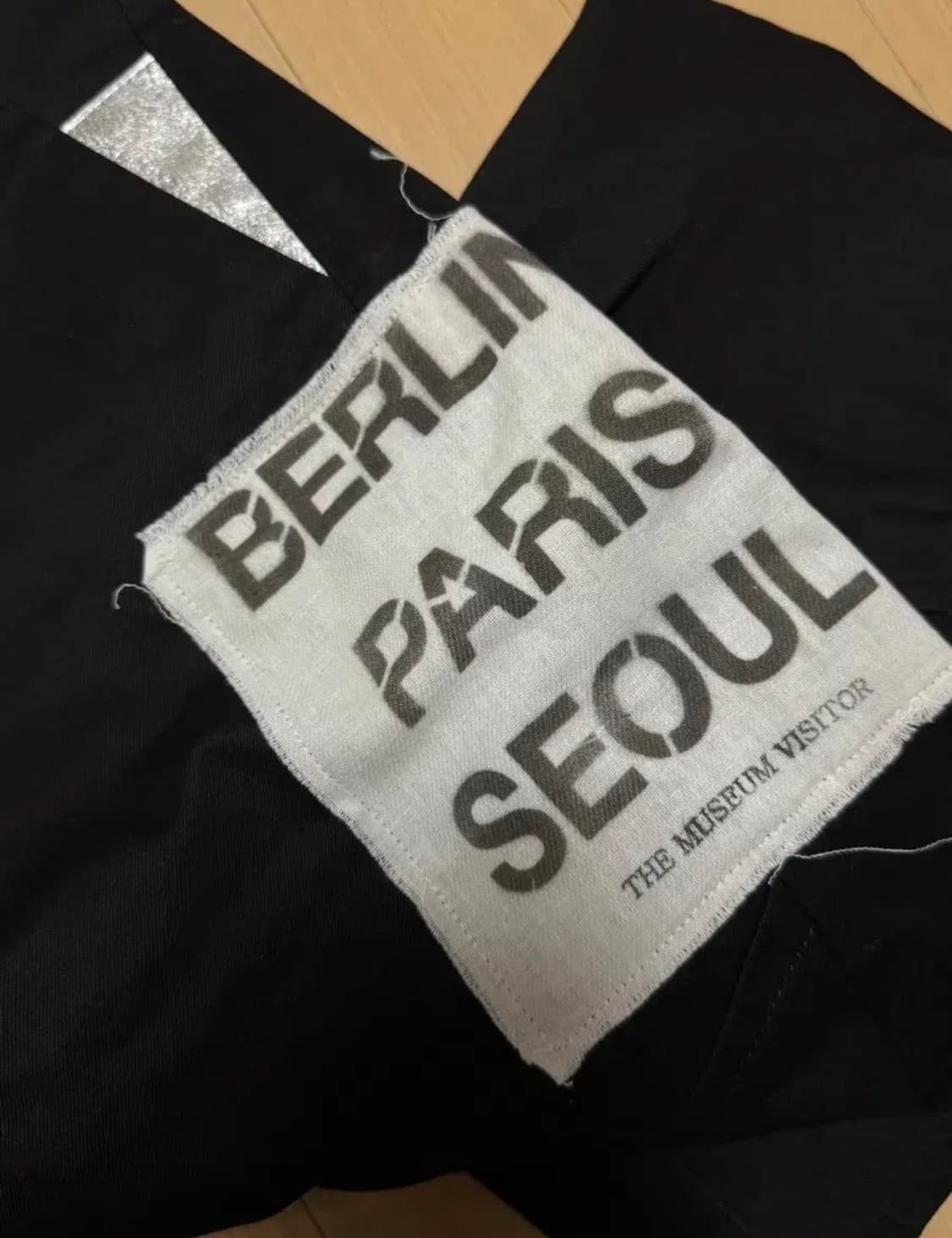 뮤지엄비지터 베를린 서울 와이드팬츠/스몰 상품이미지3