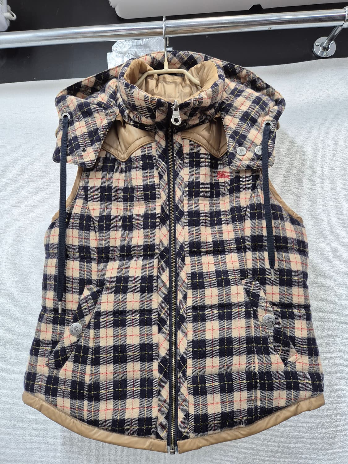 버버리 여자 양면 조끼 패딩 / 38(정품) 상품이미지1