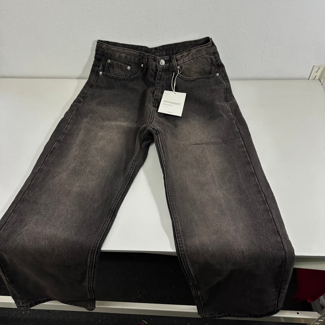 택달린새것 M 트릴리온 블랙워시드 일자핏 데님팬츠 청바지 상품이미지2