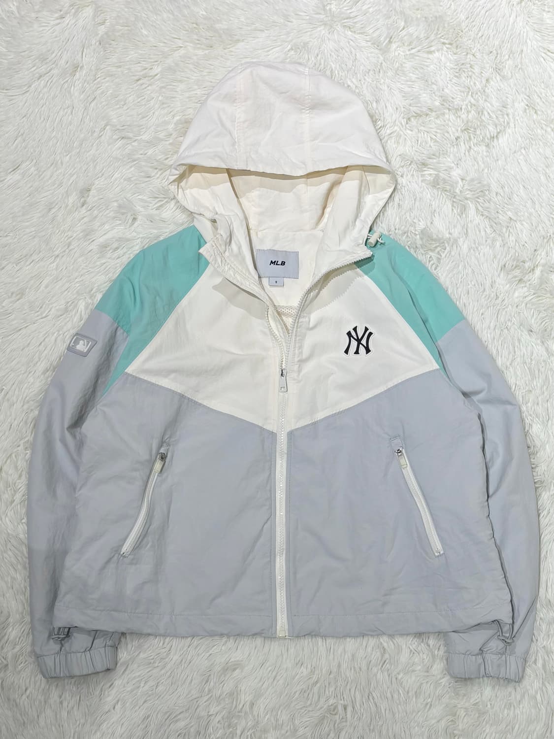 MLB 뉴욕양키스 바람막이 상품이미지4