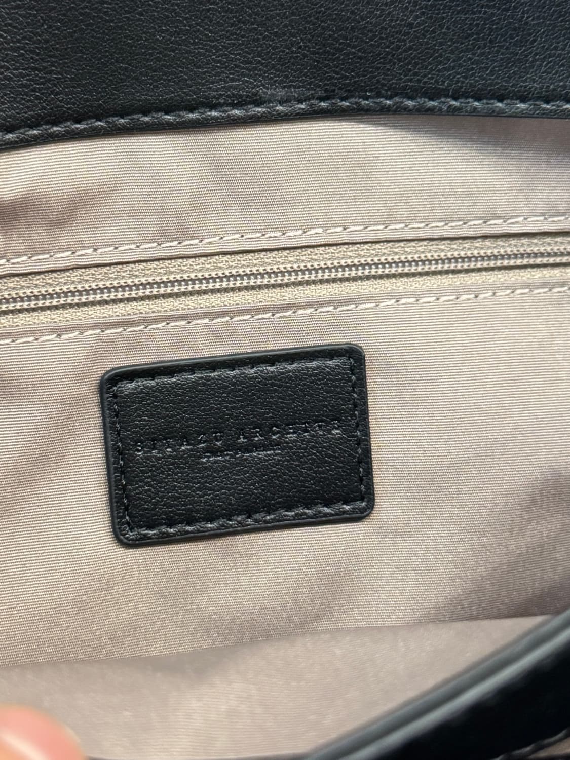 siyazu 시야주 미첼백 블랙 입니다 상품이미지6