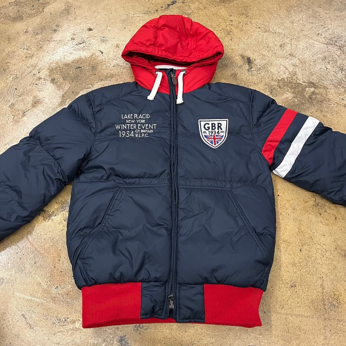폴로 랄프로렌 영국 그레이트브리튼 네이비 레드 숏패딩 상품이미지3