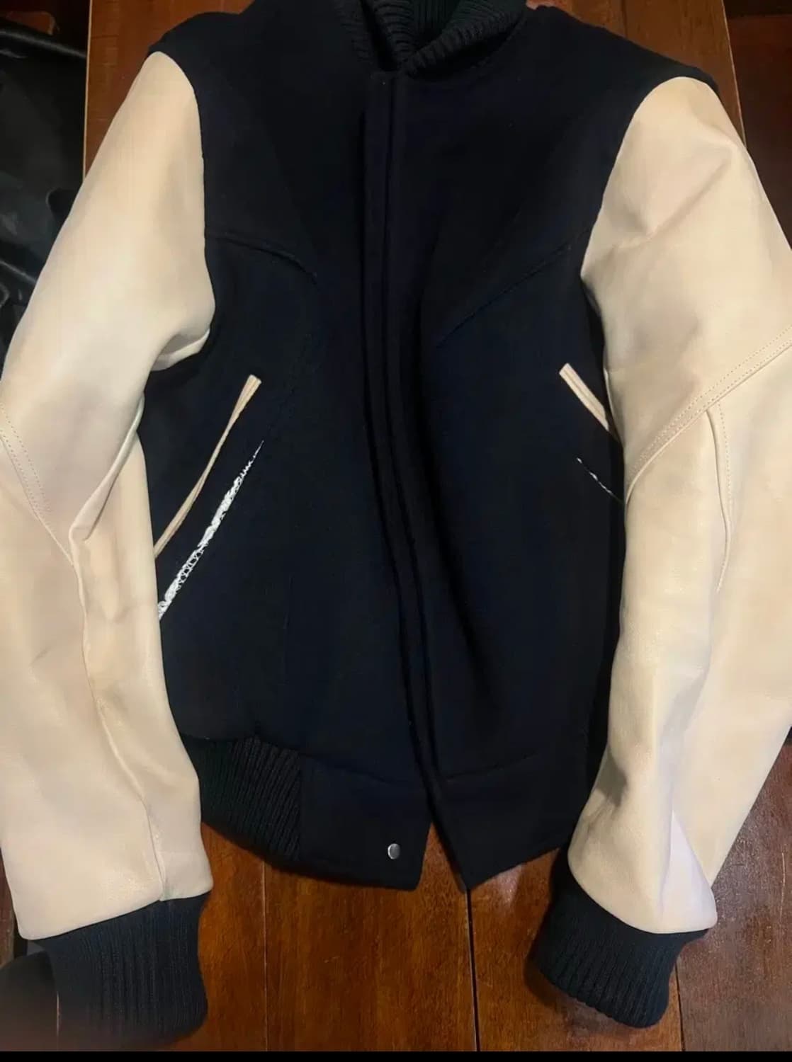 엑슬림 ep6 바시티 네이비 색상 S사이즈 XS사이즈 교환하실분.. 상품이미지2