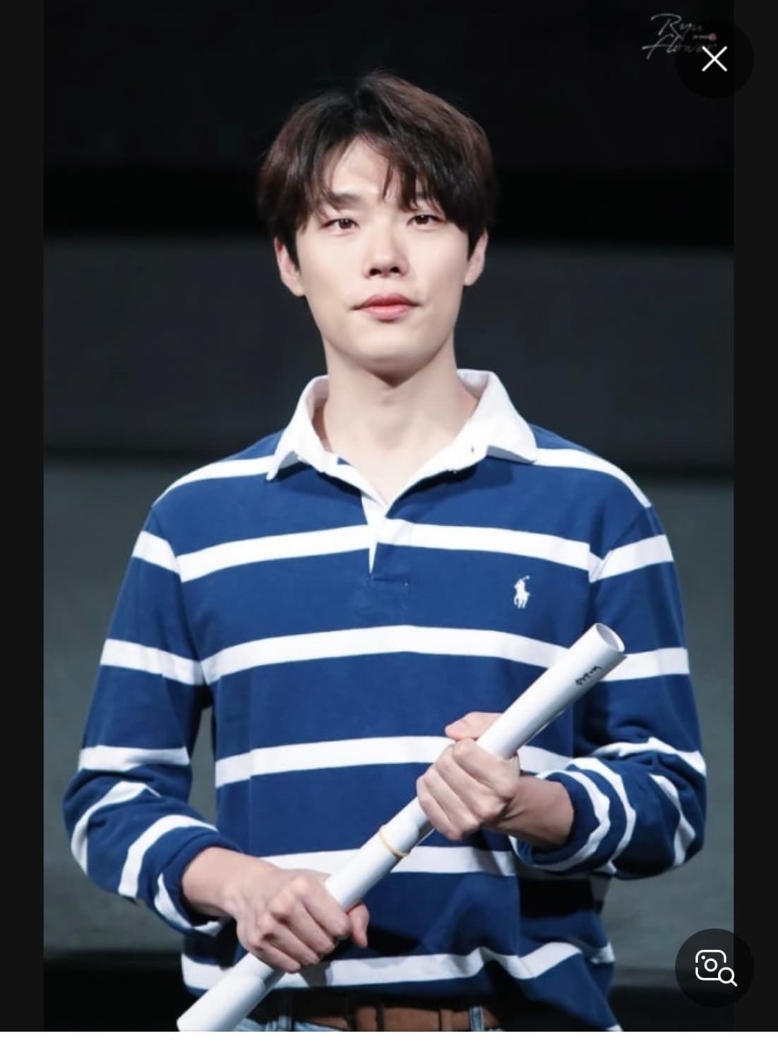 류준열 폴로 럭비티 판매합니다. 상품이미지1