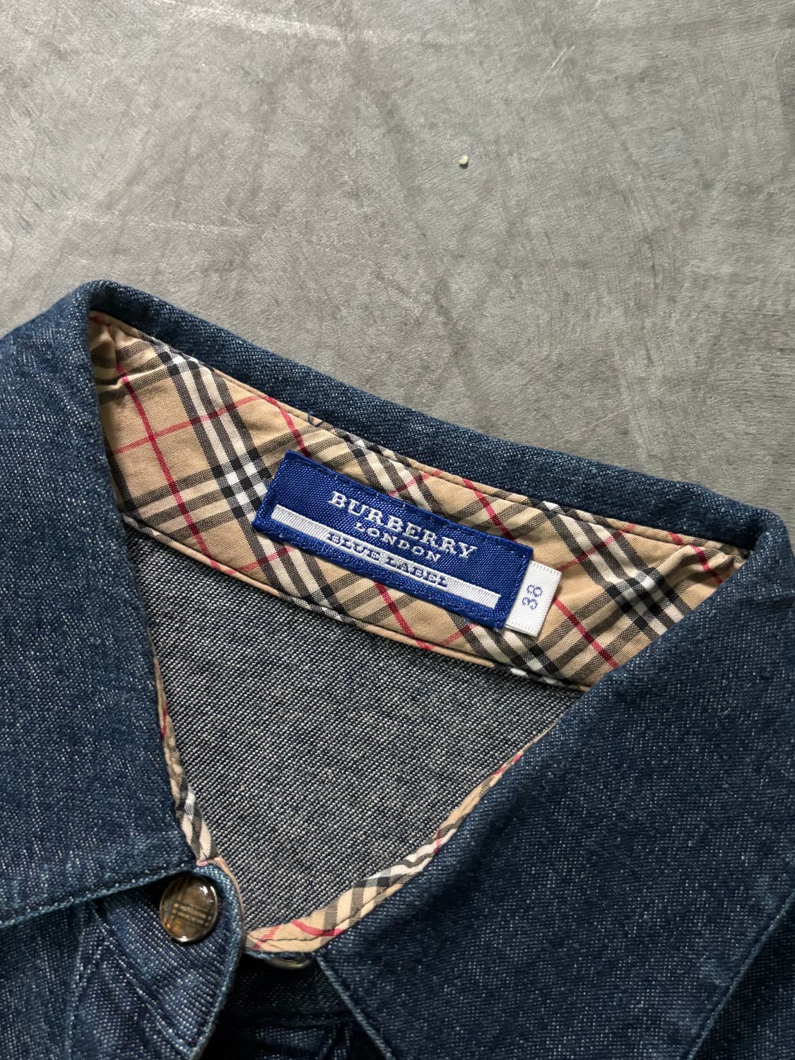 Burberry 버버리 블루라벨 우먼 데님 셔츠 상품이미지4