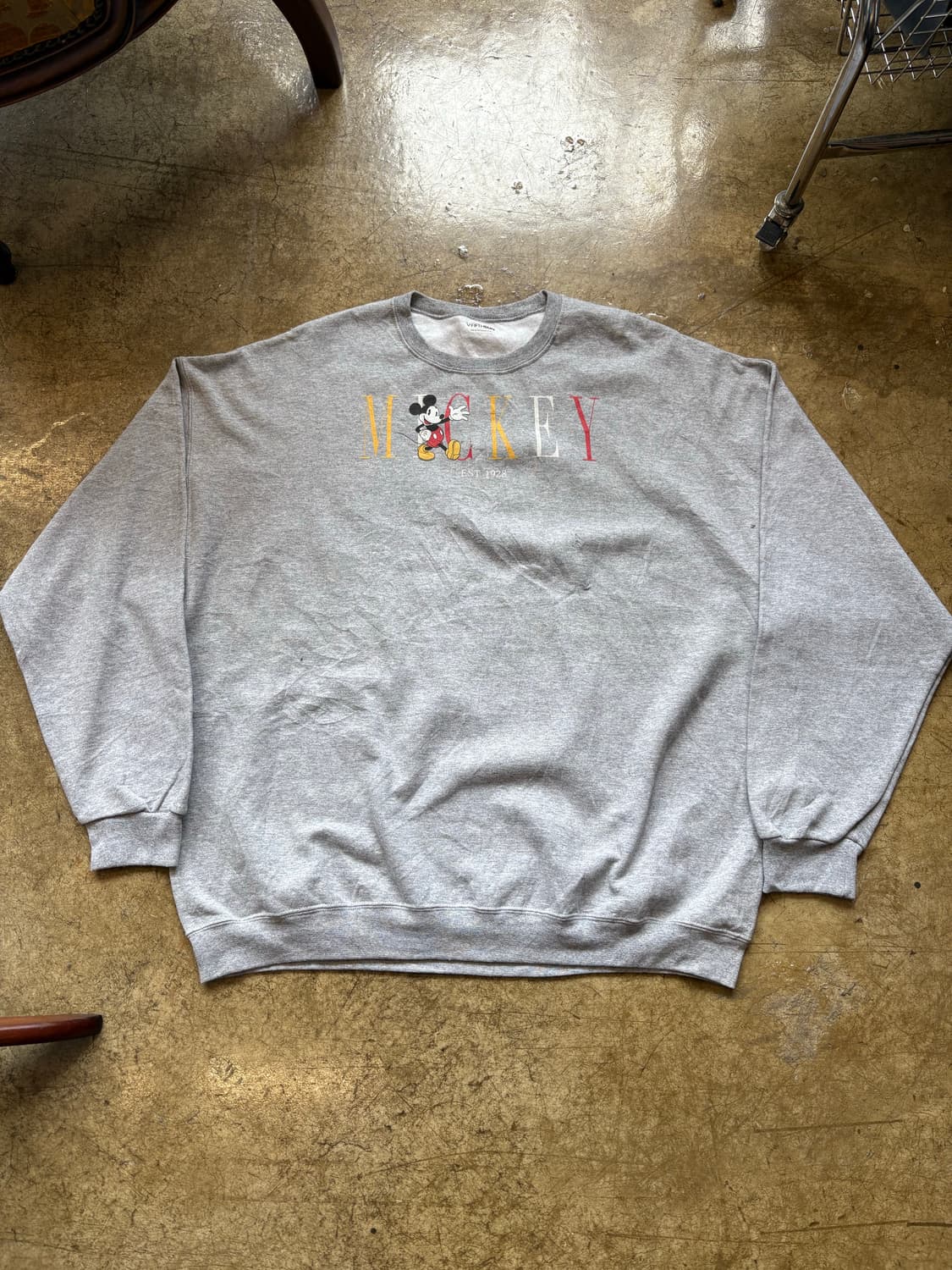 빅사이즈 미키 그레이 스웻셔츠 상품이미지2