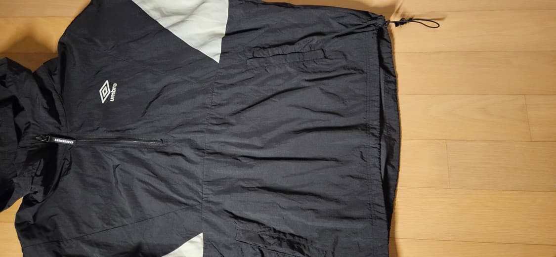 엄브로 반집업 바람막이 상품이미지5